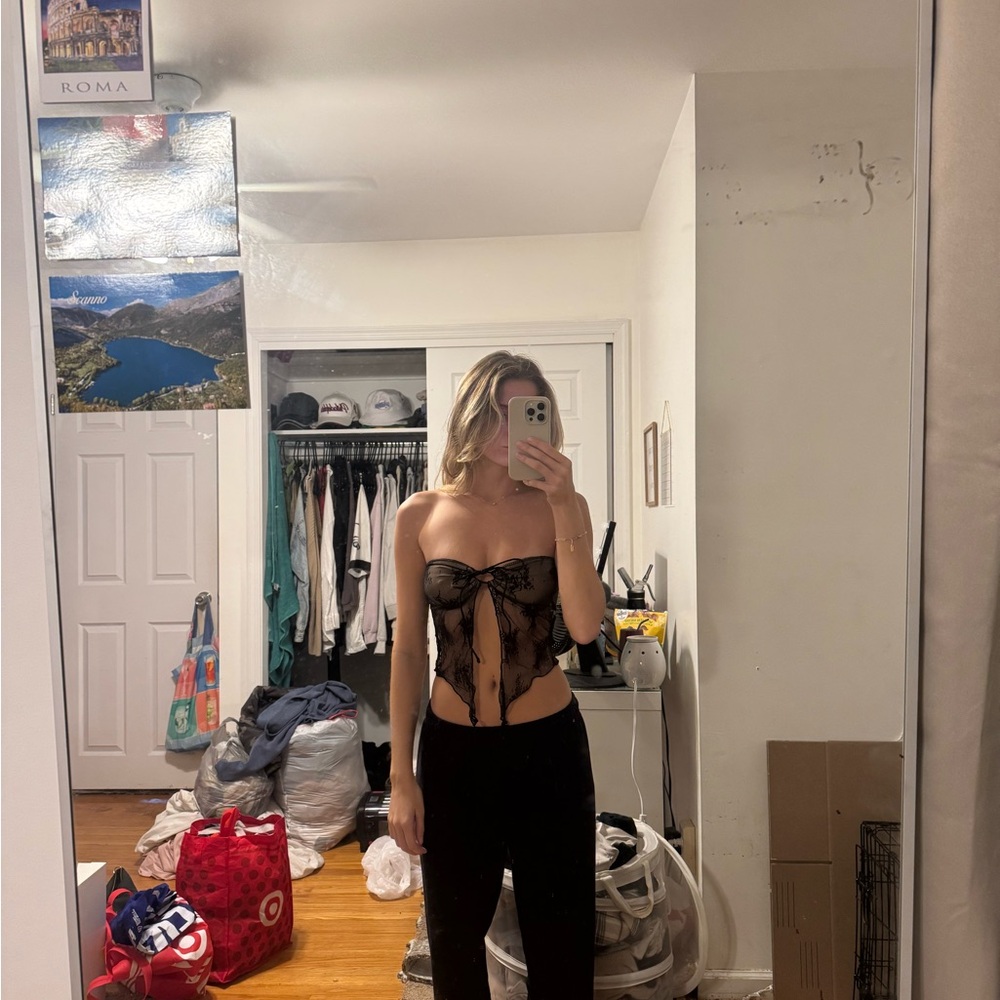Black Lace crop top